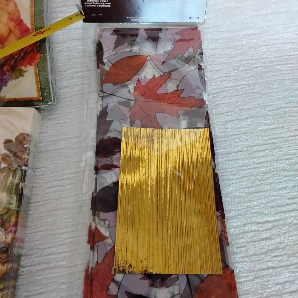 Autumn Harvest and Leaf Party Print Napkin And Treat Bags Bundle - Picture 11 of 11